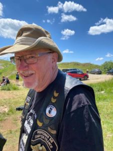 Alpe d'Huez hat and smile by Perpignan 66 chapter France