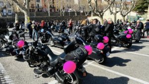 toutes en moto ballons roses pour APEX
